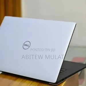 Photo - New Laptop Dell Precision 5540 16GB Intel Core I9 SSD 512GB