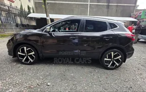Nissan Qashqai 2018 Black