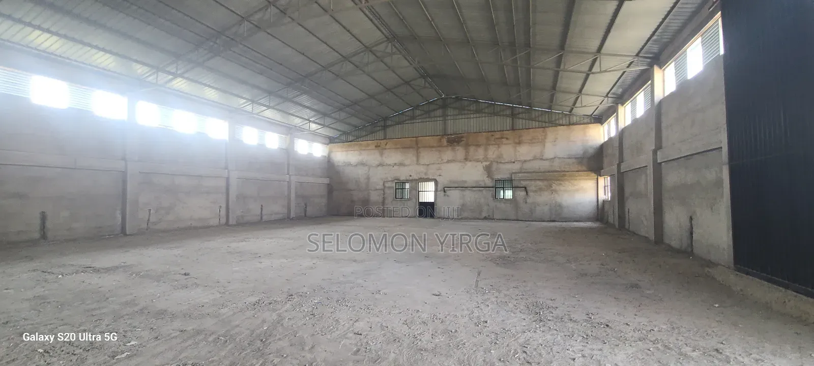 ለክራይ የቀረበ መጋዘን