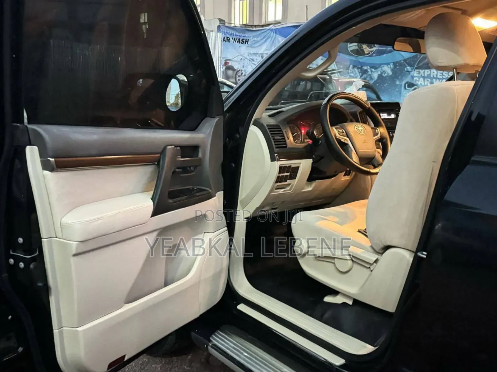 Toyota Land Cruiser 2018 Black