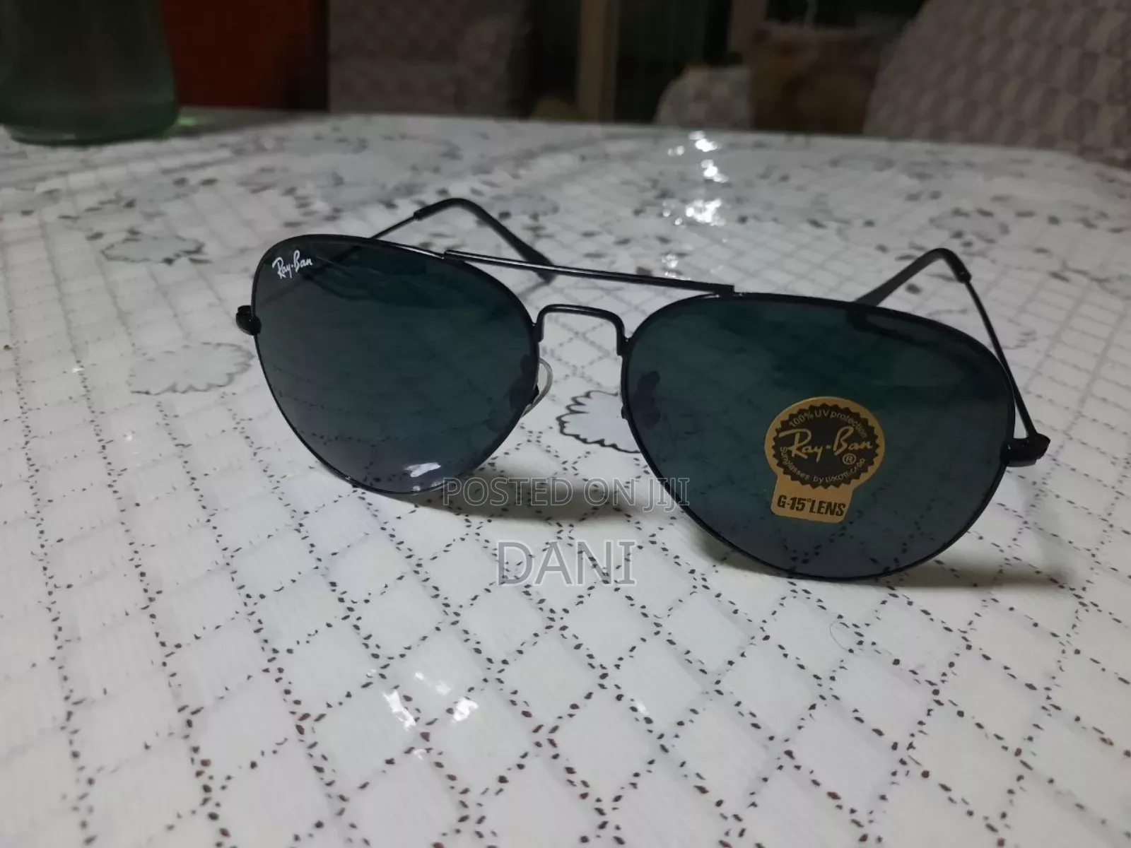 የፀሀይ መከላከያ መነፅር፣ Ray Ban