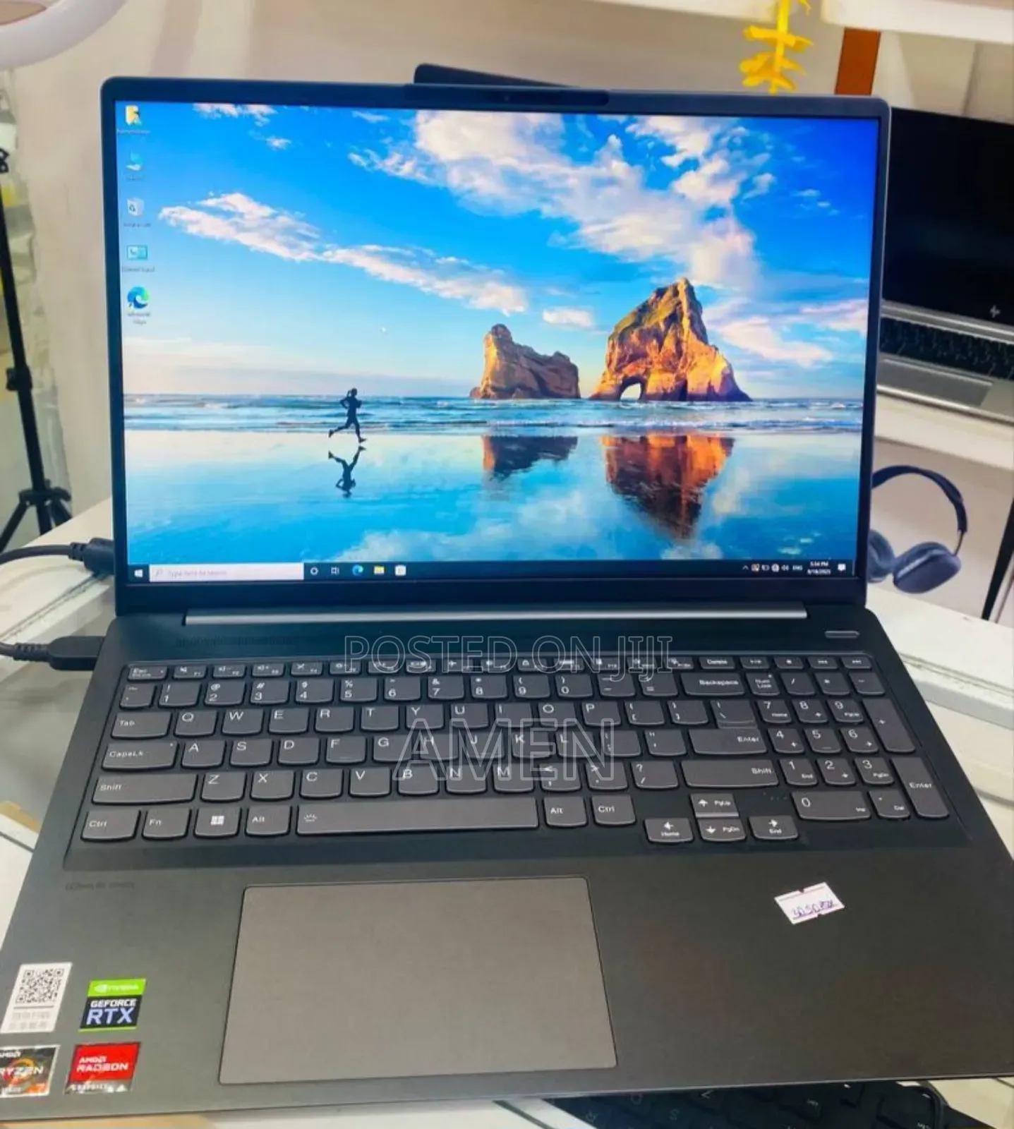 New Laptop Lenovo 16GB AMD Ryzen 7 SSD 512GB