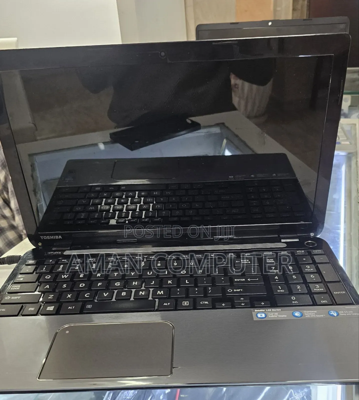 New Laptop Toshiba Satellite C55 4GB Intel Core I5 HDD 320GB