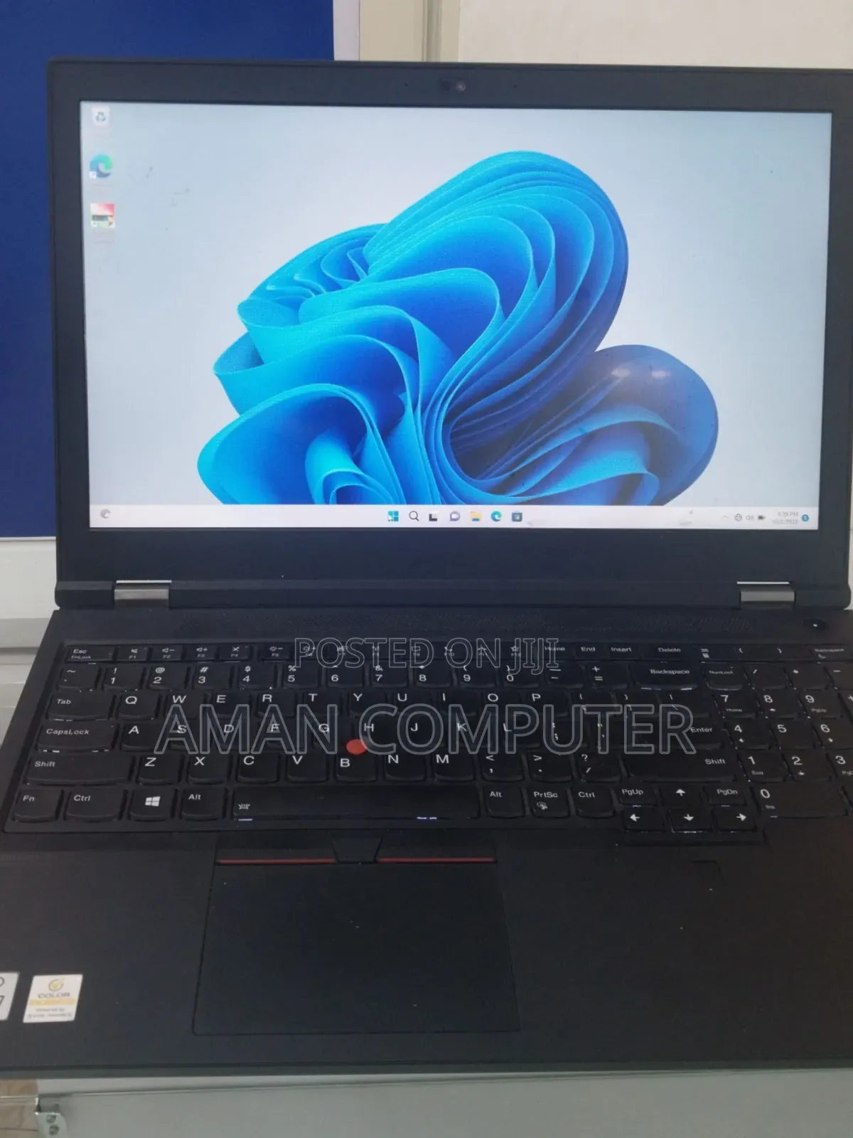 New Laptop Lenovo Thinkpad P15s 16GB Intel Core I7 SSD 256GB