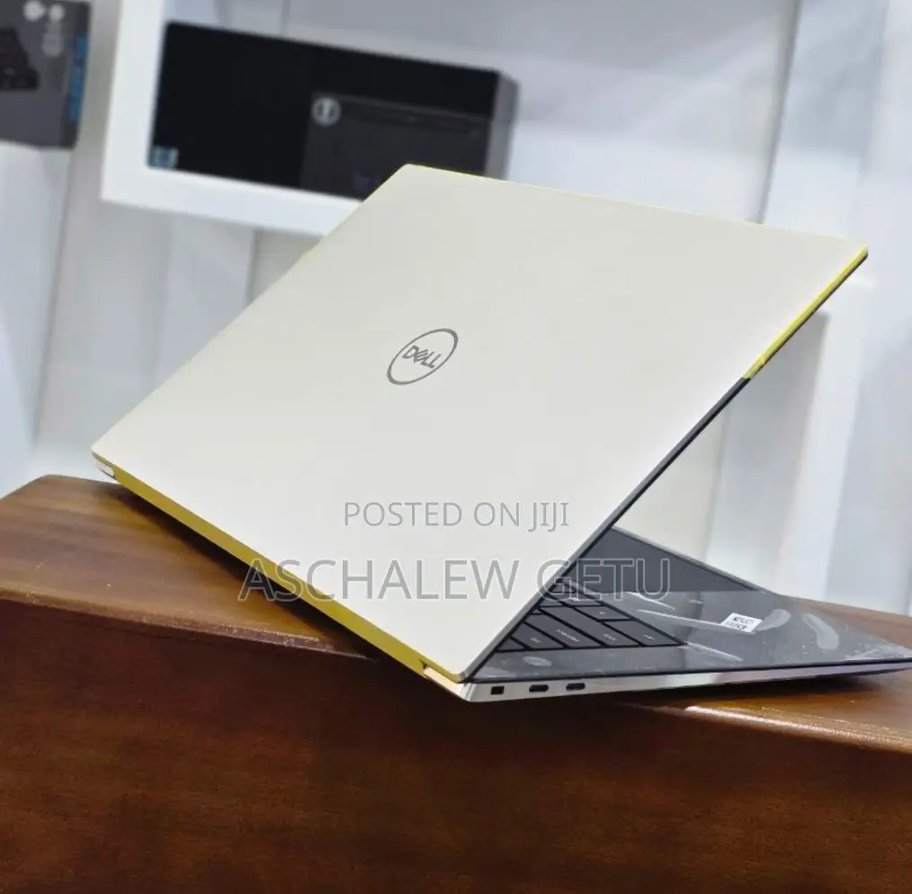 New Laptop Dell XPS 15 16GB Intel Core I9 SSD 1T