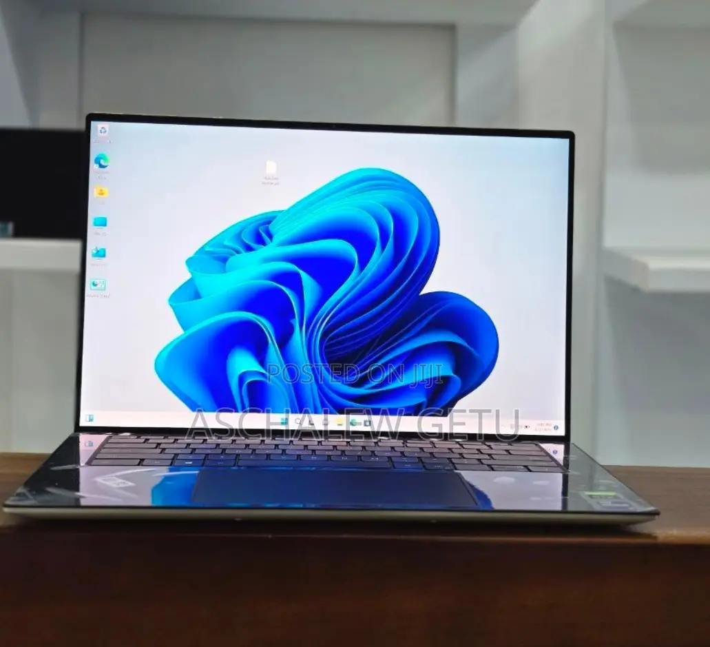 New Laptop Dell XPS 15 16GB Intel Core I9 SSD 1T