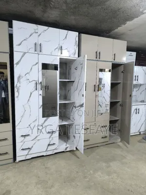 Close(ቁምሳጥን 1:20 ከነ ተሰቃዩ