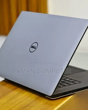 New Laptop Dell XPS 15 16GB Intel Core I7 SSD 256GB