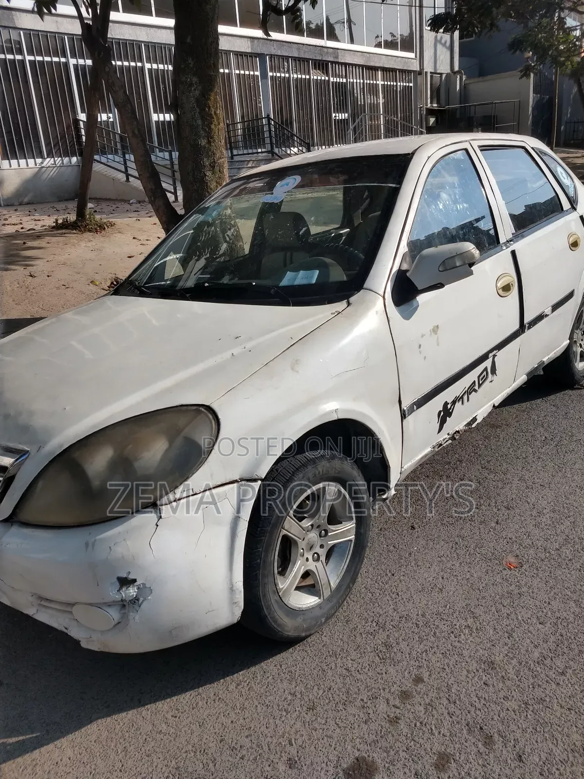 Lifan 520 2012 White