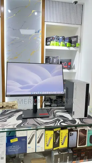 New Lenovo ThinkStation P900 8GB Intel Core I5 SSD 512GB