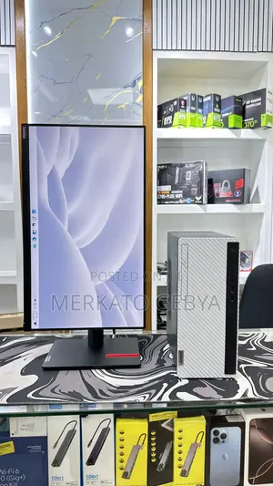 Photo - New Lenovo ThinkStation P900 8GB Intel Core I5 SSD 512GB