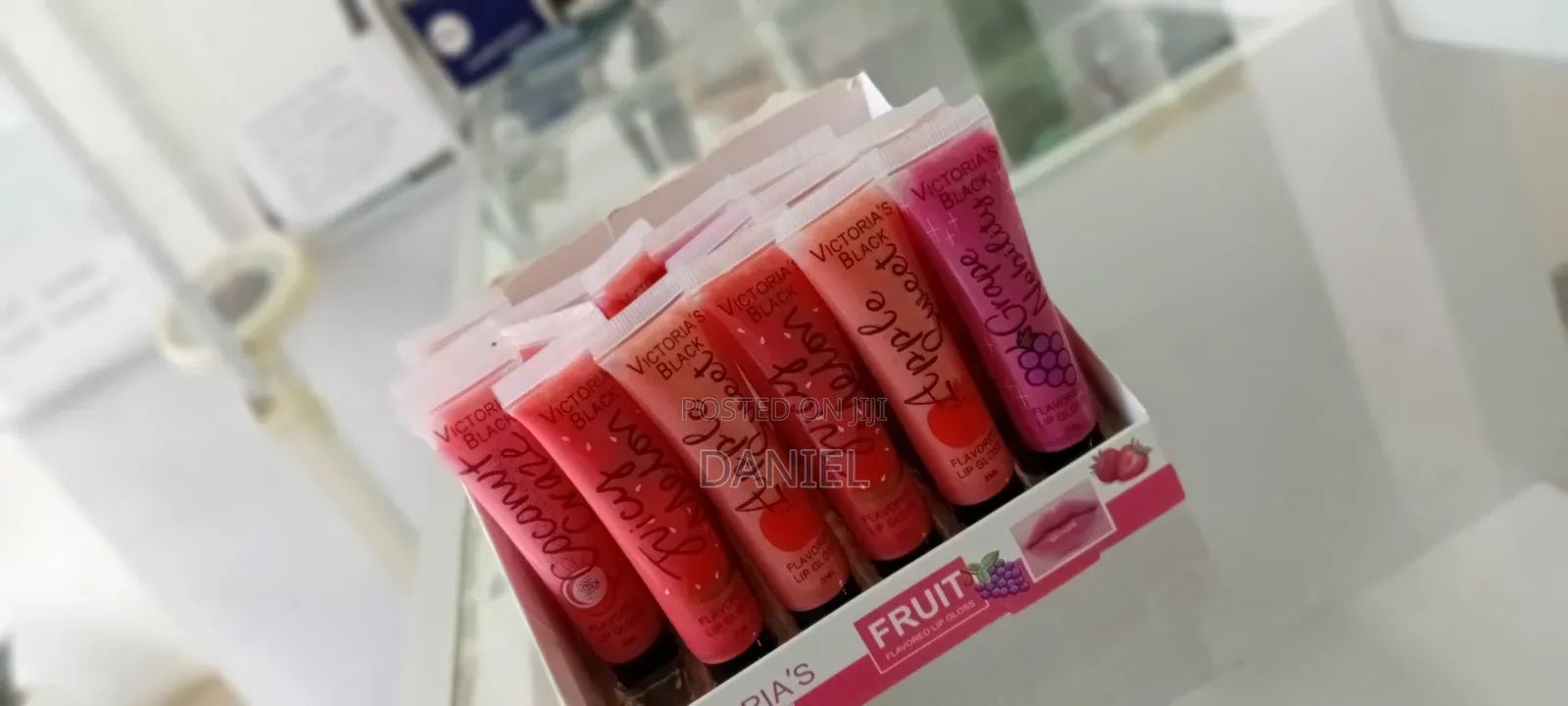 Victoria Black Lip Gloss