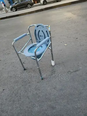 Commode Chair癲馬toilet Chair轟動brand New朱槿commode Chair較少toilet Chair