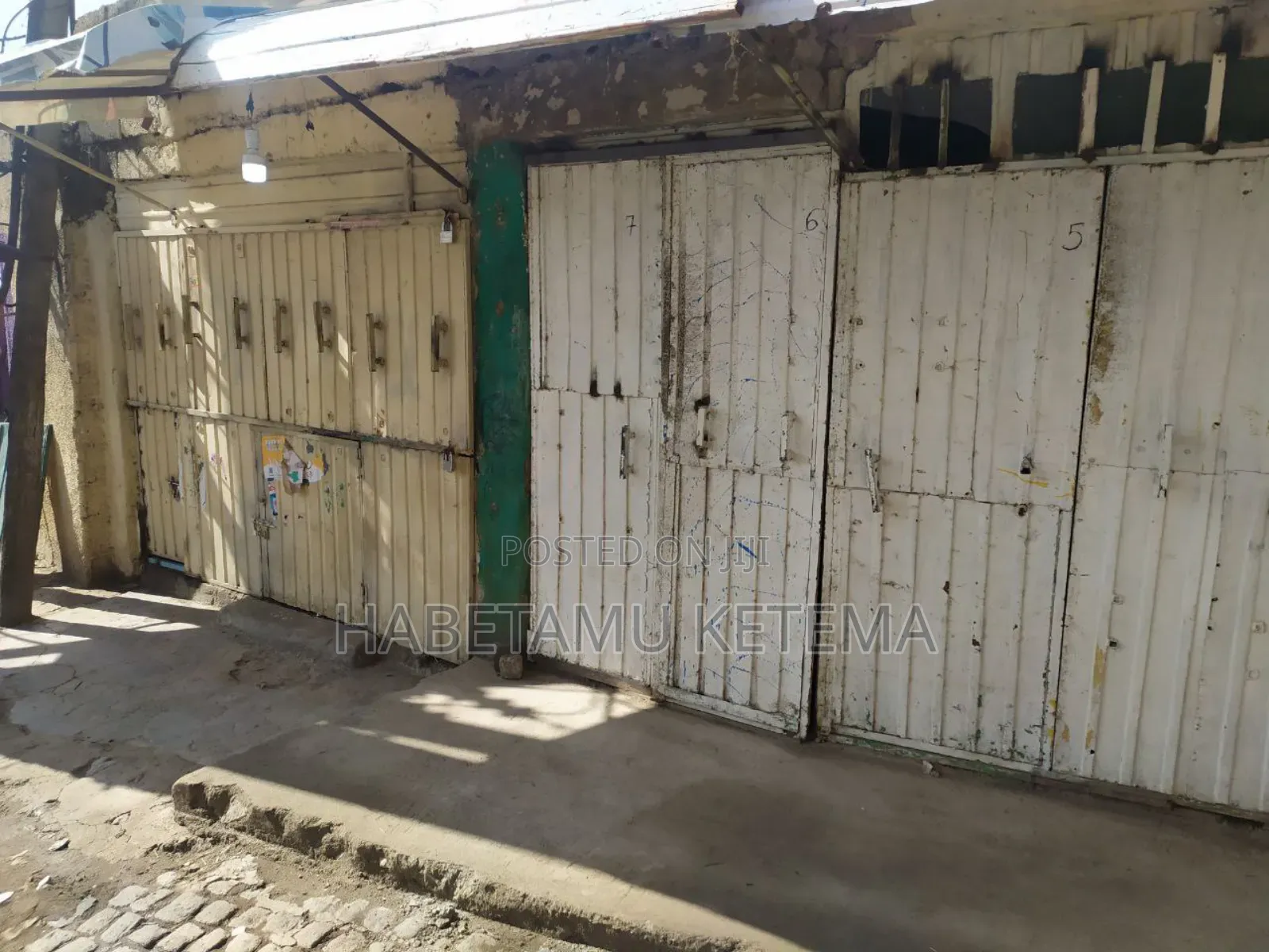 10bdrm House in Adiss Abeba, Akaky Kaliti for sale