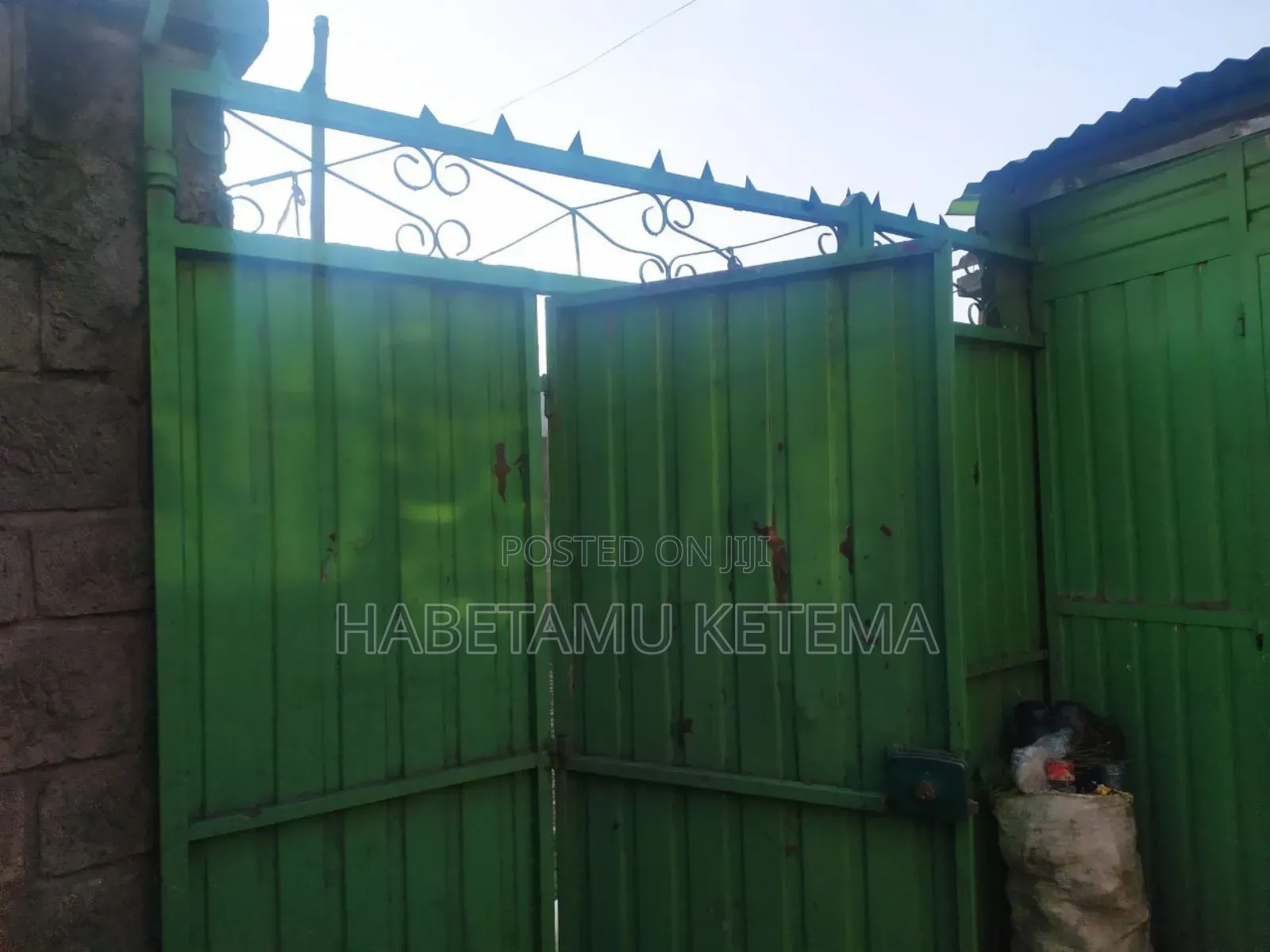 10bdrm House in Adiss Abeba, Akaky Kaliti for sale