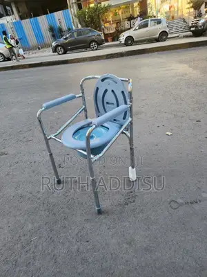 Medical Commode Chair痛哭poty Chair Brand New朱諾toilet Chair胎盤commode