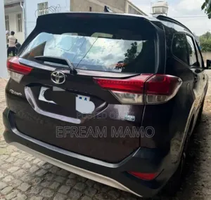 Toyota Rush 2021 Brown