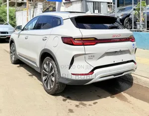 New BYD Song Plus 2025 Silver