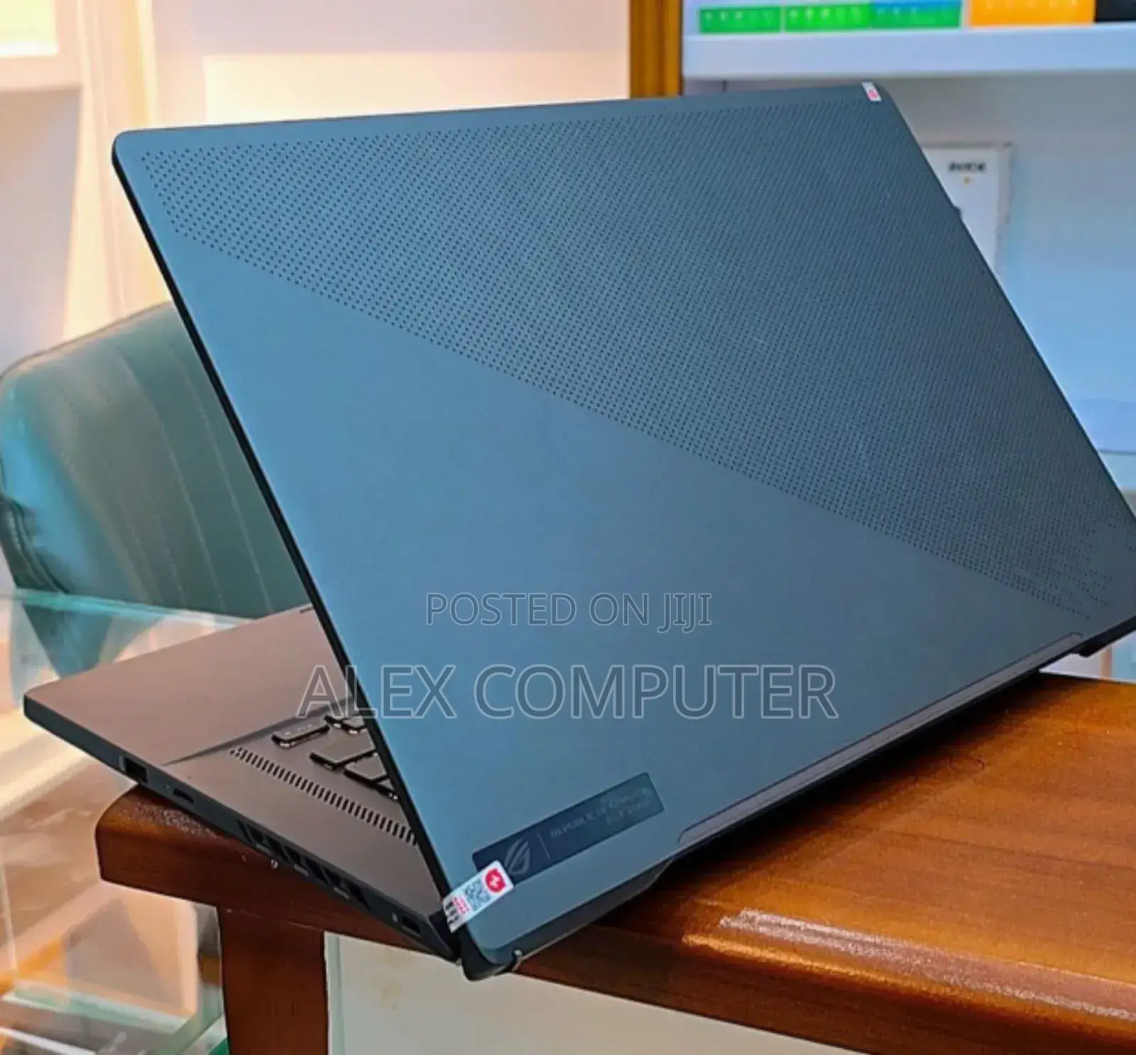 New Laptop Asus ROG Zephyrus G16 32GB Intel Core I9 SSD 1T