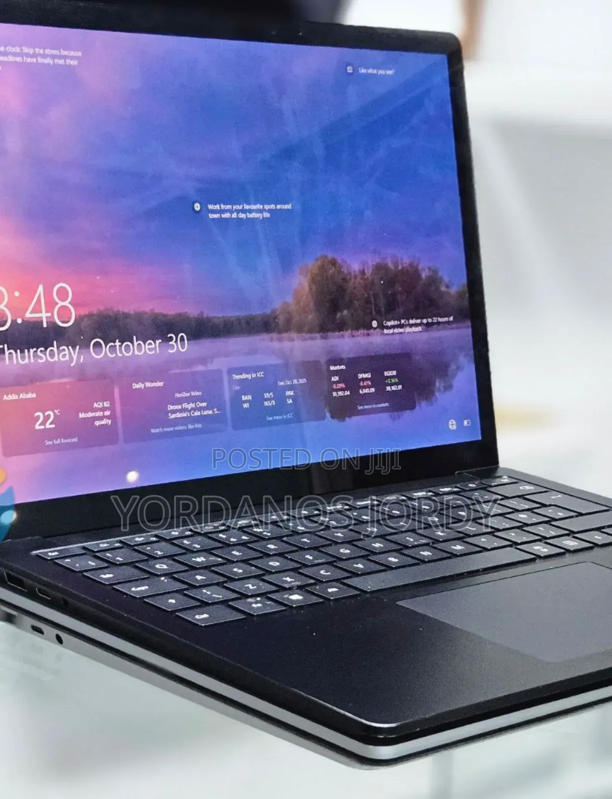 New Laptop Microsoft Surface 8GB Intel Core I5 SSD 512GB