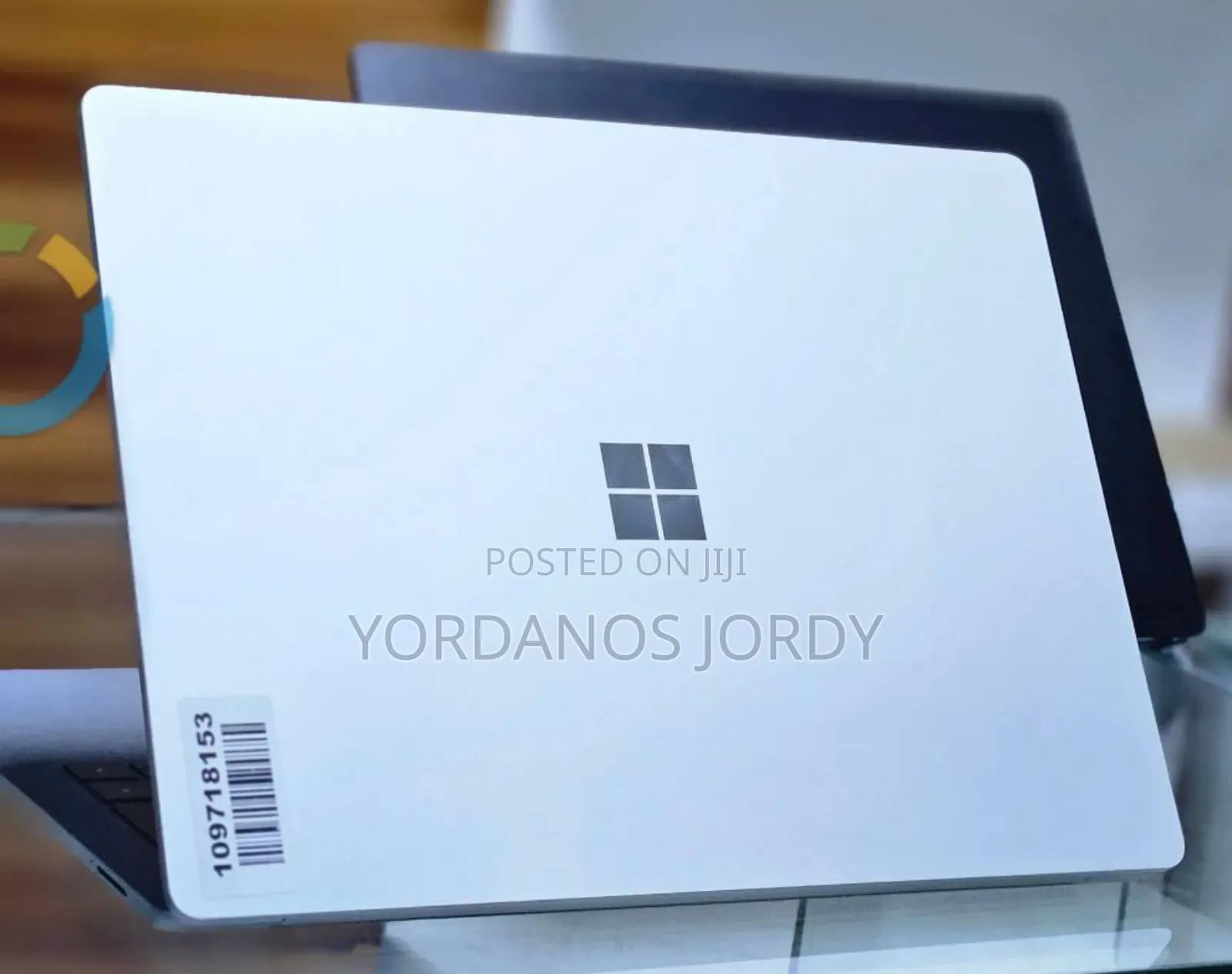 New Laptop Microsoft Surface 8GB Intel Core I5 SSD 512GB