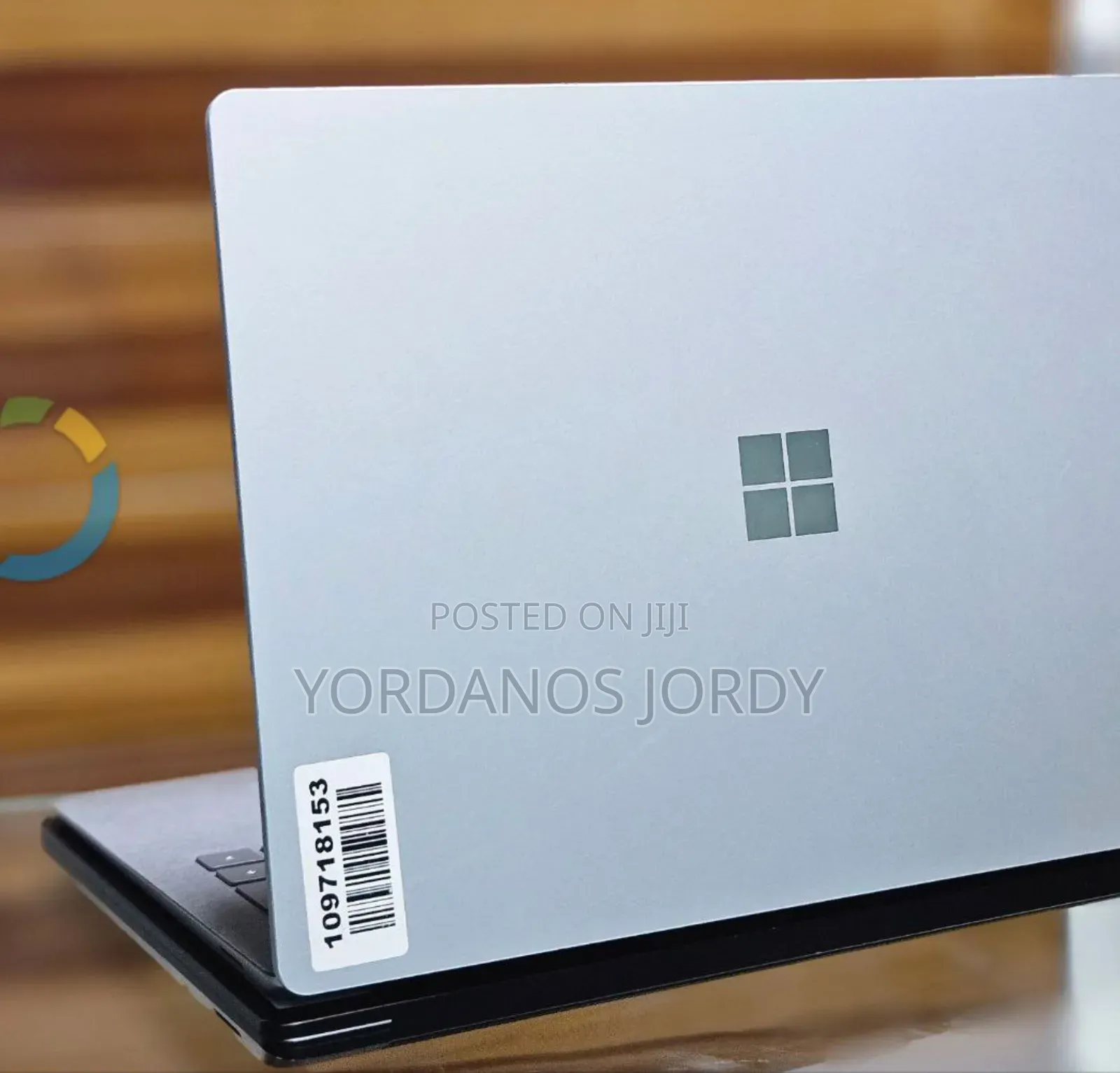 New Laptop Microsoft Surface 8GB Intel Core I5 SSD 512GB