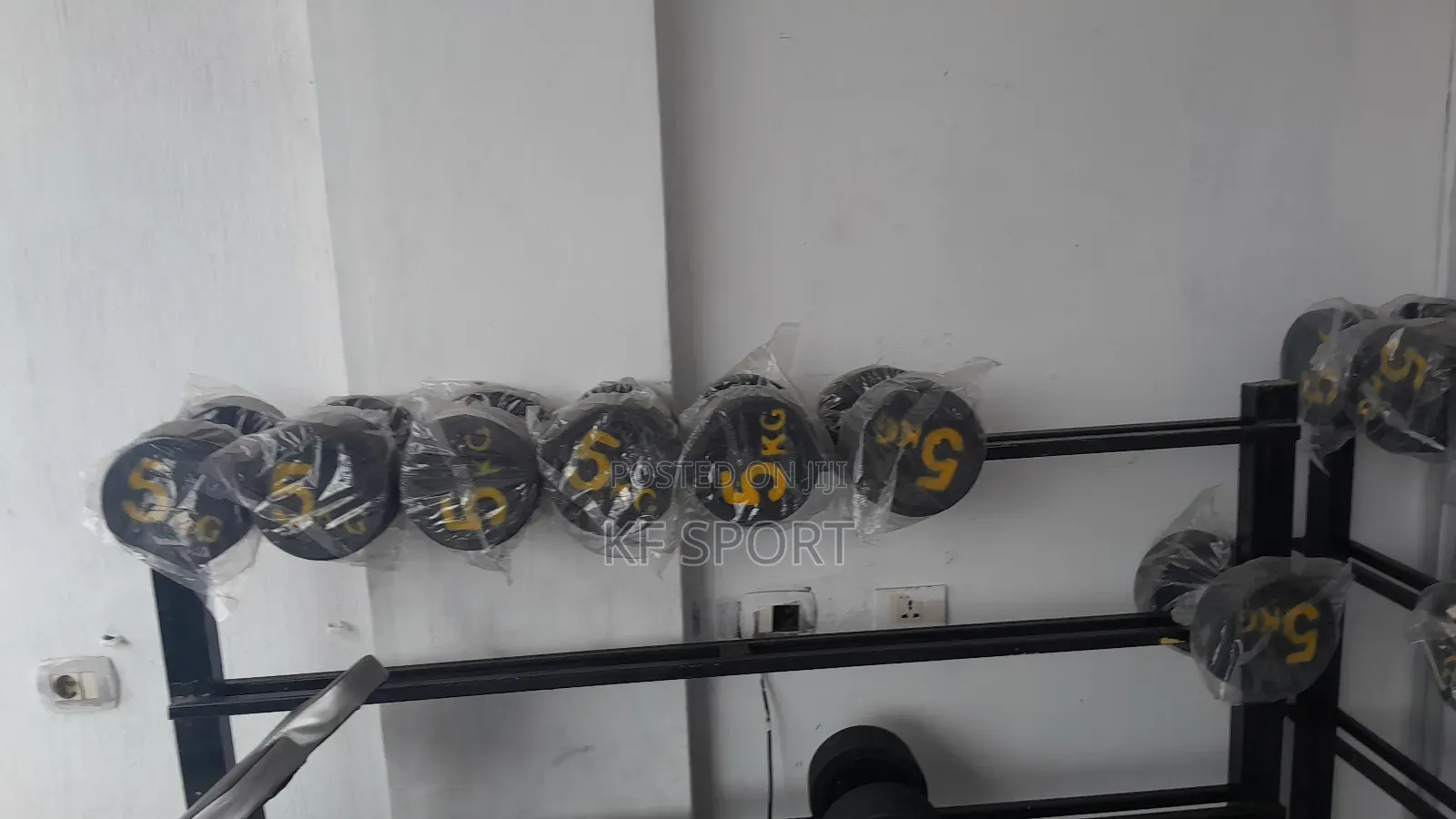 ጠንካራ ዳንፔሎች በአሪፍ ዋጋ