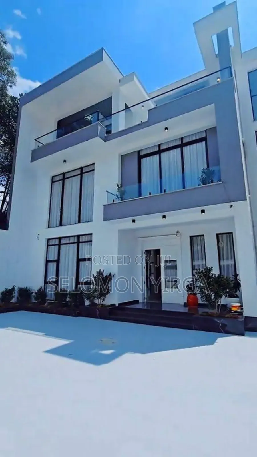 9bdrm House in Adis Ababa, Bole for sale