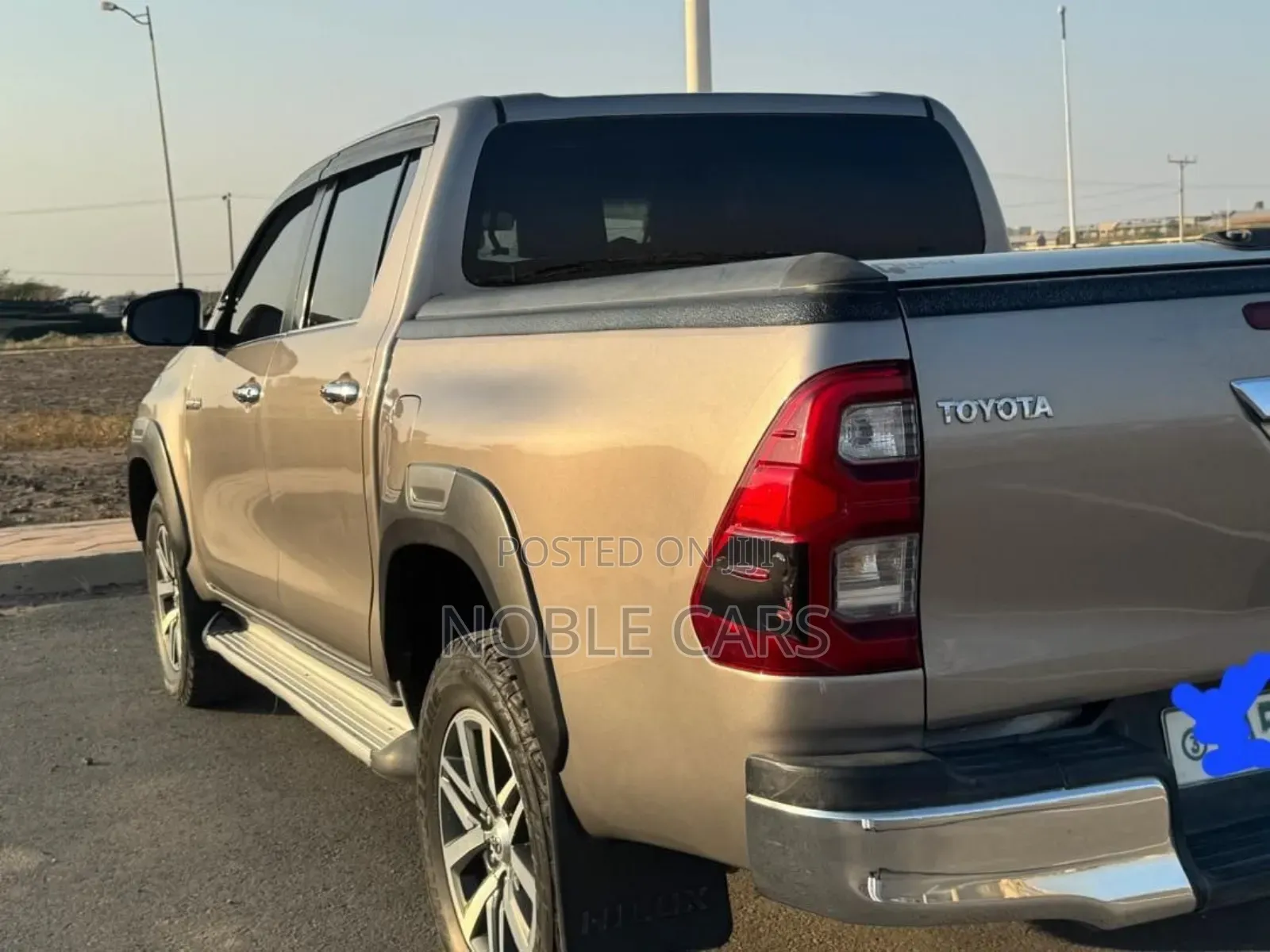 Toyota Hilux 2020 Gray