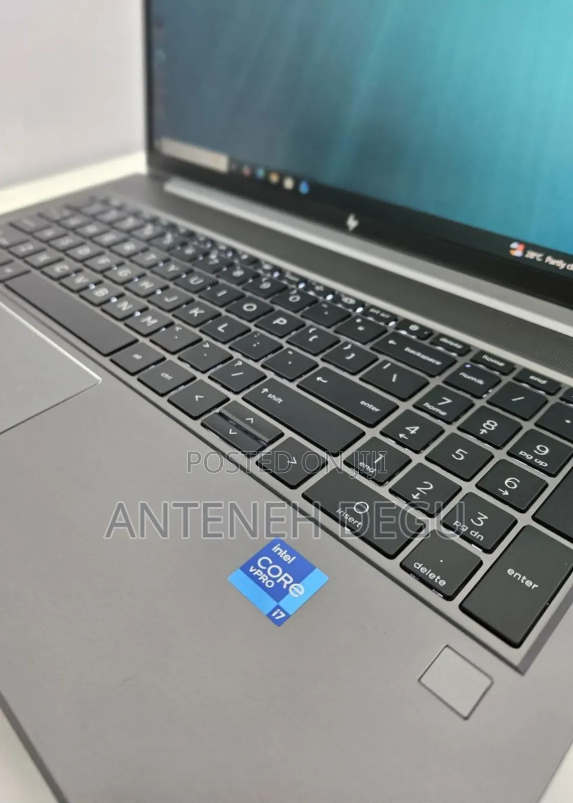 New Laptop HP ZBook Studio G8 32GB Intel Core I7 SSD 1T