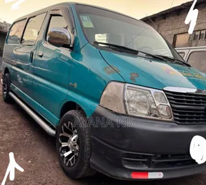 Toyota HiAce 2008 Blue