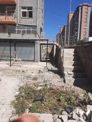 Photo - ኮንደሚኒየም ሱቅ ኪራይ