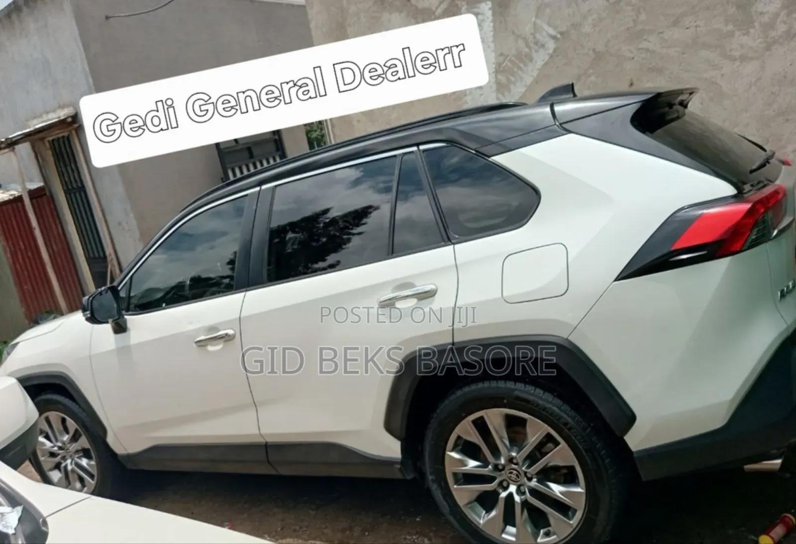 Toyota RAV4 2020 White
