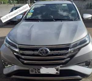 Toyota Rush 2021 Silver