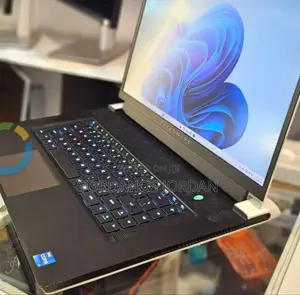 New Laptop Alienware M17x R2 32GB Intel Core I7 SSD 512GB