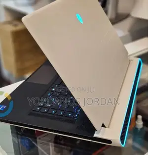 New Laptop Alienware M17x R2 32GB Intel Core I7 SSD 512GB
