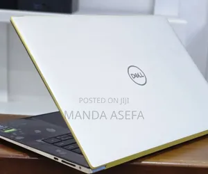 New Laptop Dell XPS 15 32GB Intel Core i9 SSD 1T