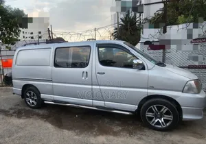 Toyota HiAce 2010 Silver