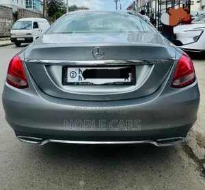 Mercedes-Benz C180 2015 Gray