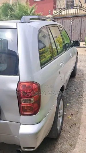 Toyota RAV4 2005 Silver