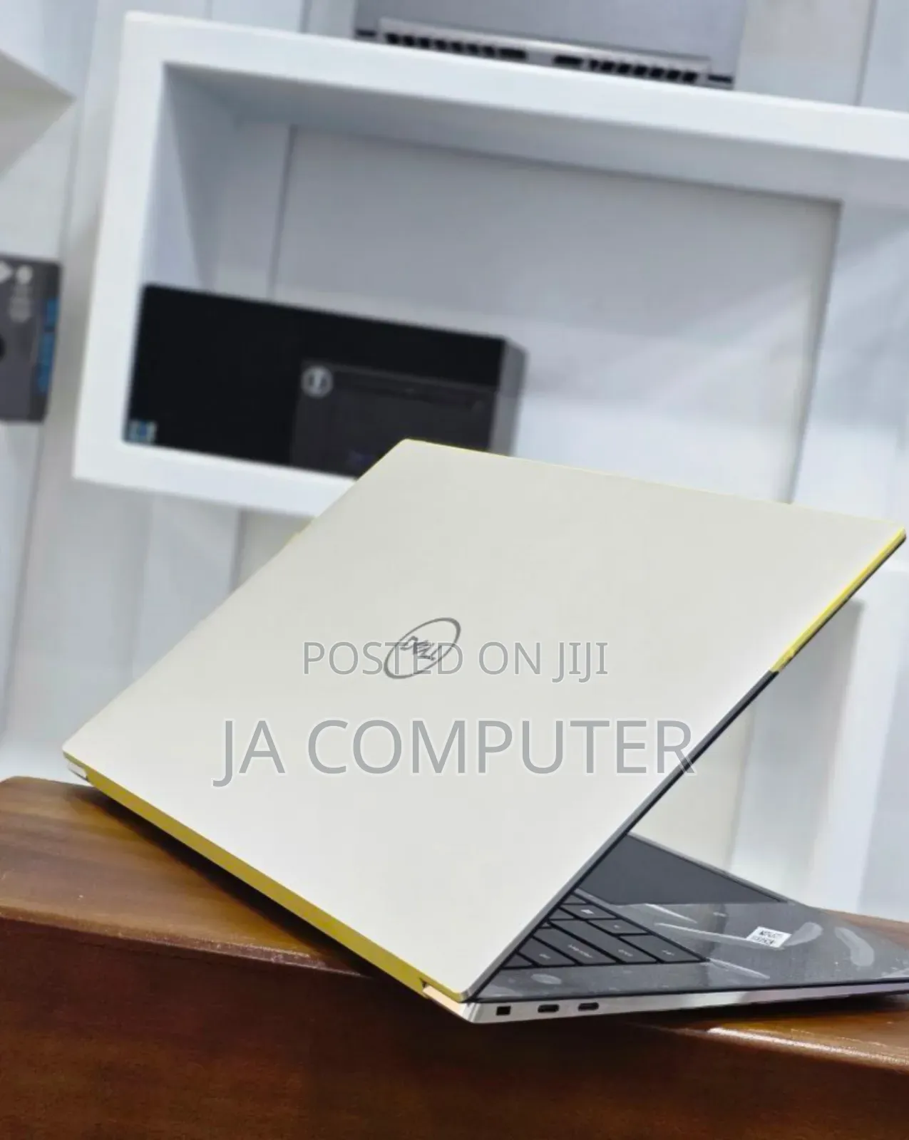 New Laptop Dell XPS 15 32GB Intel Core I9 SSD 1T