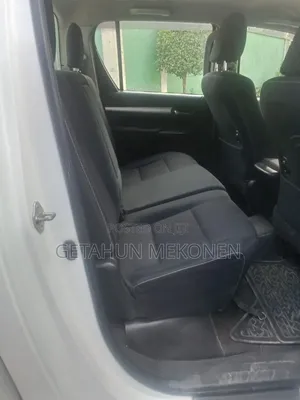 Toyota Hilux 2017 White