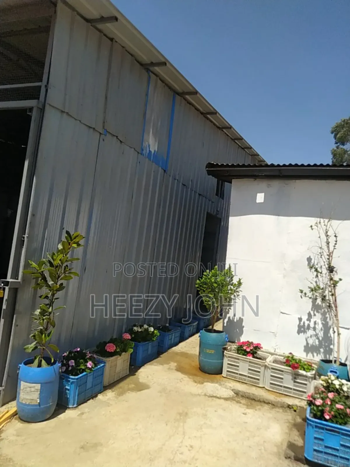 3bdrm House in Yeka for sale