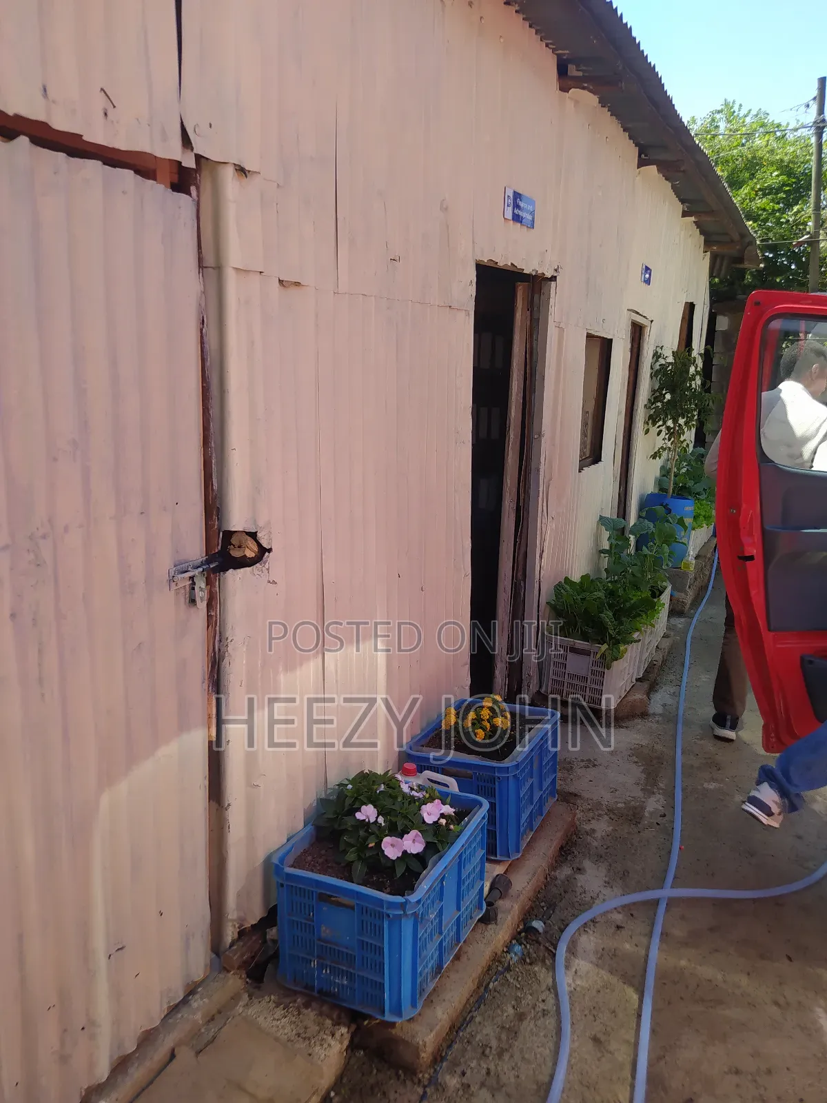 3bdrm House in Yeka for sale