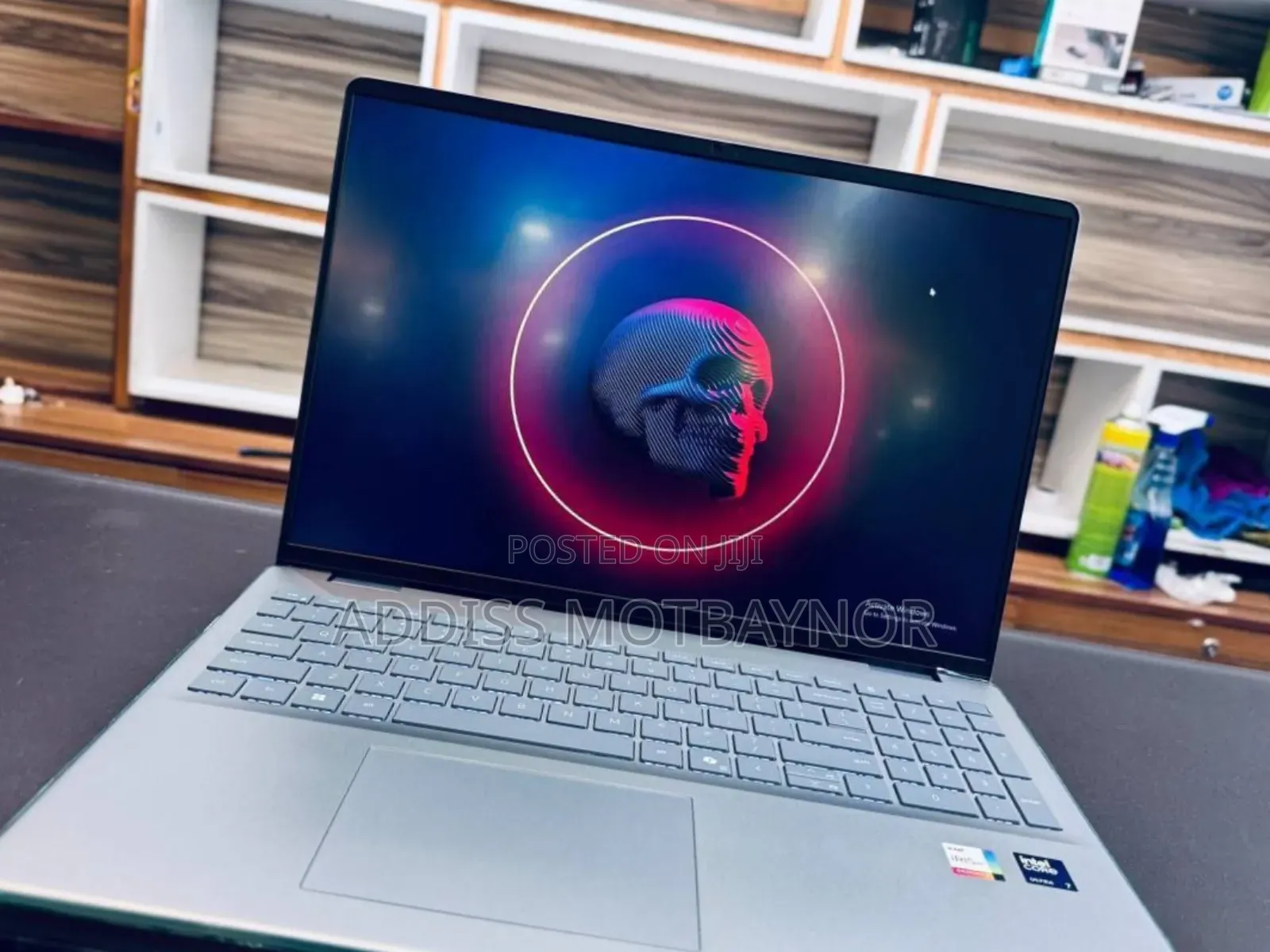 New Laptop Dell Inspiron 15 16GB Intel Core Ultra 7 SSD 512GB