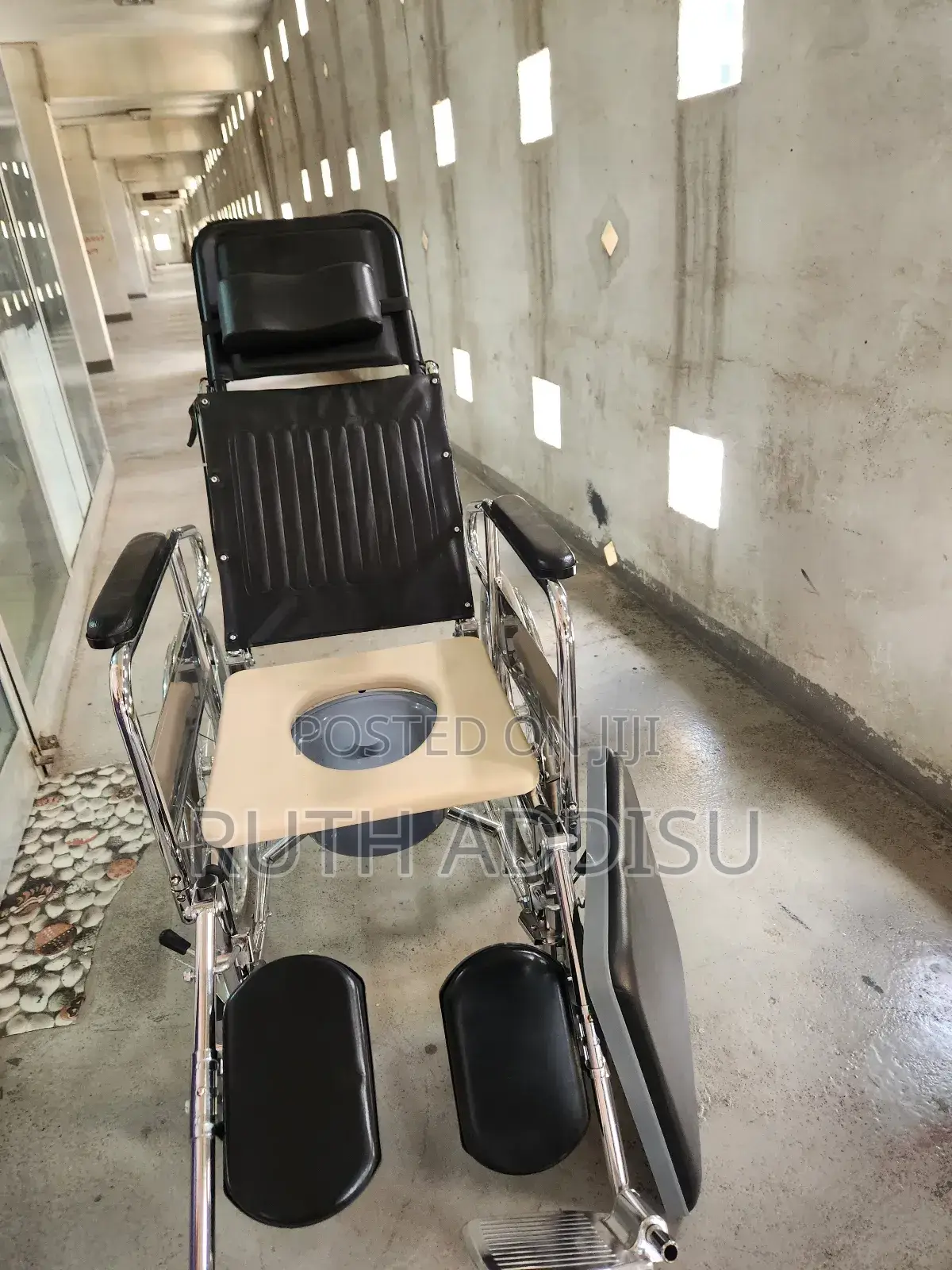 Shower Taking and Popo Wheelchair宛然wheelchair煞氣wheelchair轟出wheelchair
