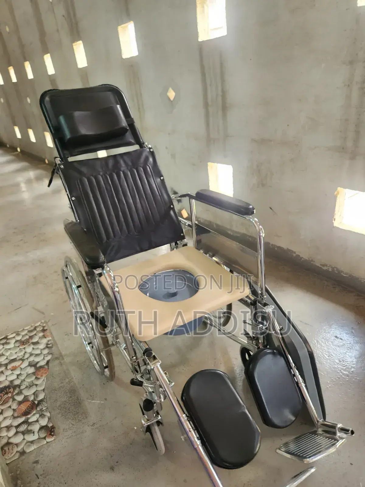 Sleeping Wheelchair宛然shower Taking Plate Wheelchair求救wheelchair New