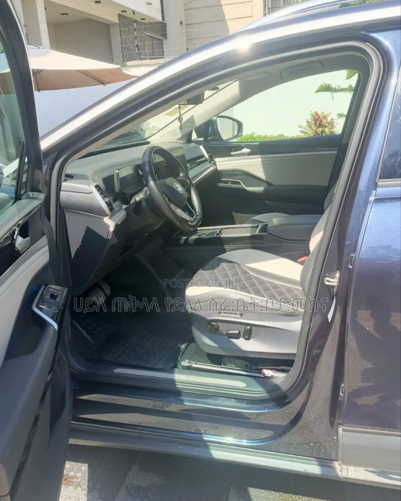 Volkswagen ID.6 2023 Beige