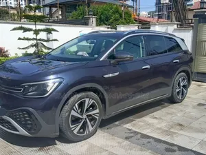 Volkswagen ID.6 2023 Beige