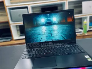 New Laptop Dell Inspiron 15 16GB Intel Core I7 SSHD (Hybrid) 512GB